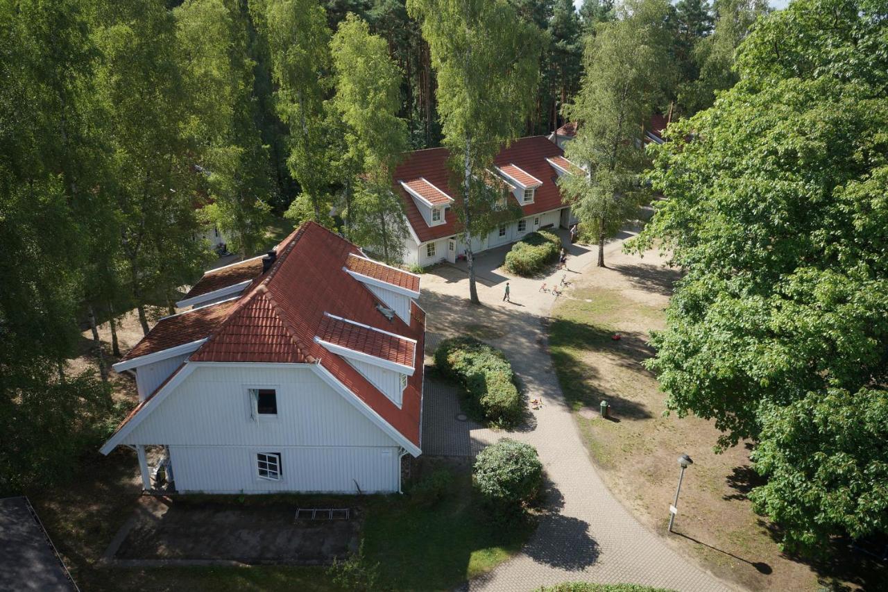 Martas Gaestehaeuser Gross Vaeter See Templin Exterior foto